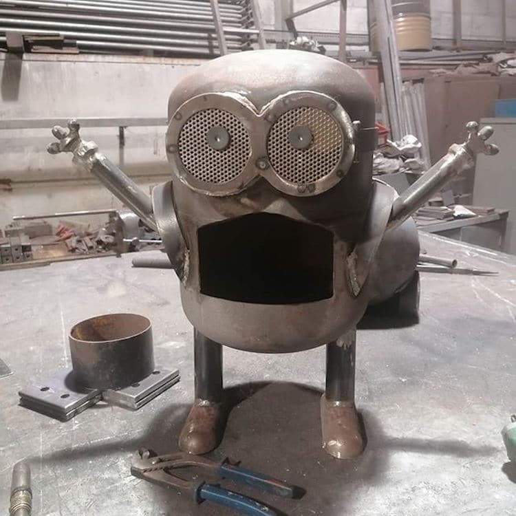 un poêle en forme de combi VW un poele en forme de combi VW 7 minion un-poele-en-forme-de-combi-VW-7-minion