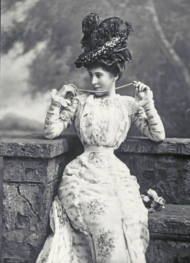 40 photos glamours vintage de Lillie Langtry à la fin du 19eme siècle 40 photos glamours vintage de Lillie Langtry a la fin du 19eme siecle 37 40-photos-glamours-vintage-de-Lillie-Langtry-a-la-fin-du-19eme-siecle-37