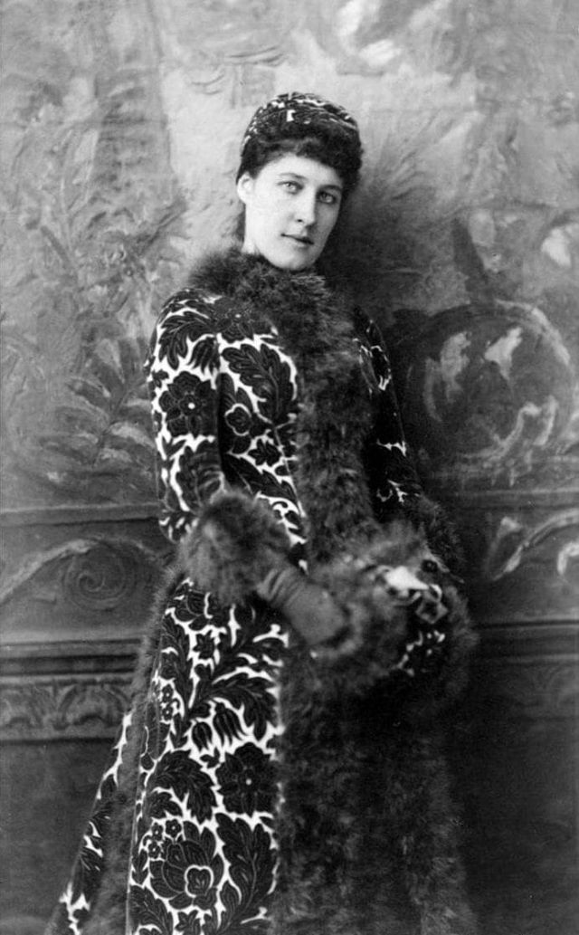 40 photos glamours vintage de Lillie Langtry à la fin du 19eme siècle 40 photos glamours vintage de Lillie Langtry a la fin du 19eme siecle 39 40-photos-glamours-vintage-de-Lillie-Langtry-a-la-fin-du-19eme-siecle-39