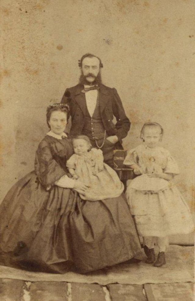 40 portraits de famille du milieu du 19ème siècle 40 portraits de famille du milieu du 19eme siecle 2 40-portraits-de-famille-du-milieu-du-19eme-siecle-2