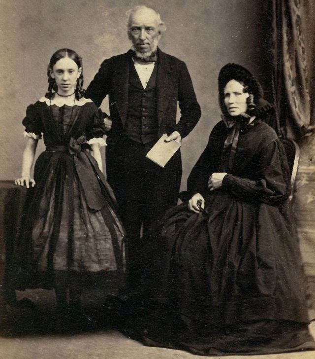 40 portraits de famille du milieu du 19ème siècle 40 portraits de famille du milieu du 19eme siecle 23 40-portraits-de-famille-du-milieu-du-19eme-siecle-23