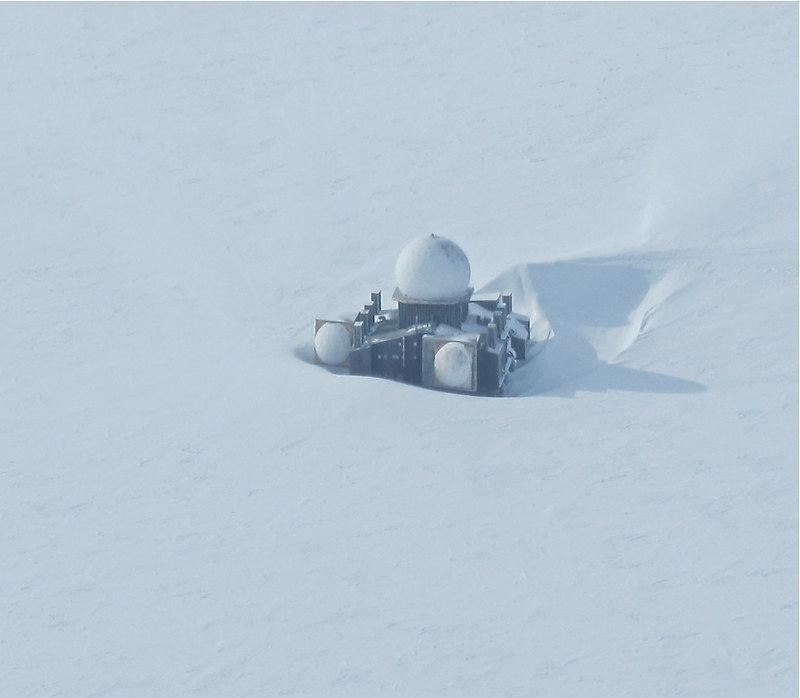 urbex: 8 stations radar abandonnées de par le monde 8 stations radar abandonnees de par le monde 18 dye 2 8-stations-radar-abandonnees-de-par-le-monde-18-dye-2