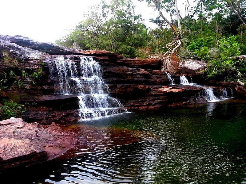 Caño Cristales - la rivière arc-en-ciel de Colombie Cano Cristales la riviere arc en ciel de Colombie 16 Cano-Cristales-la-riviere-arc-en-ciel-de-Colombie-16
