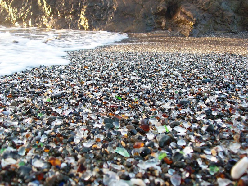 Glass Beach - la plage de verre de Fort Bragg en Californie Glass Beach la plage de verre de Fort Bragg en Californie 3 Glass-Beach-la-plage-de-verre-de-Fort-Bragg-en-Californie-3