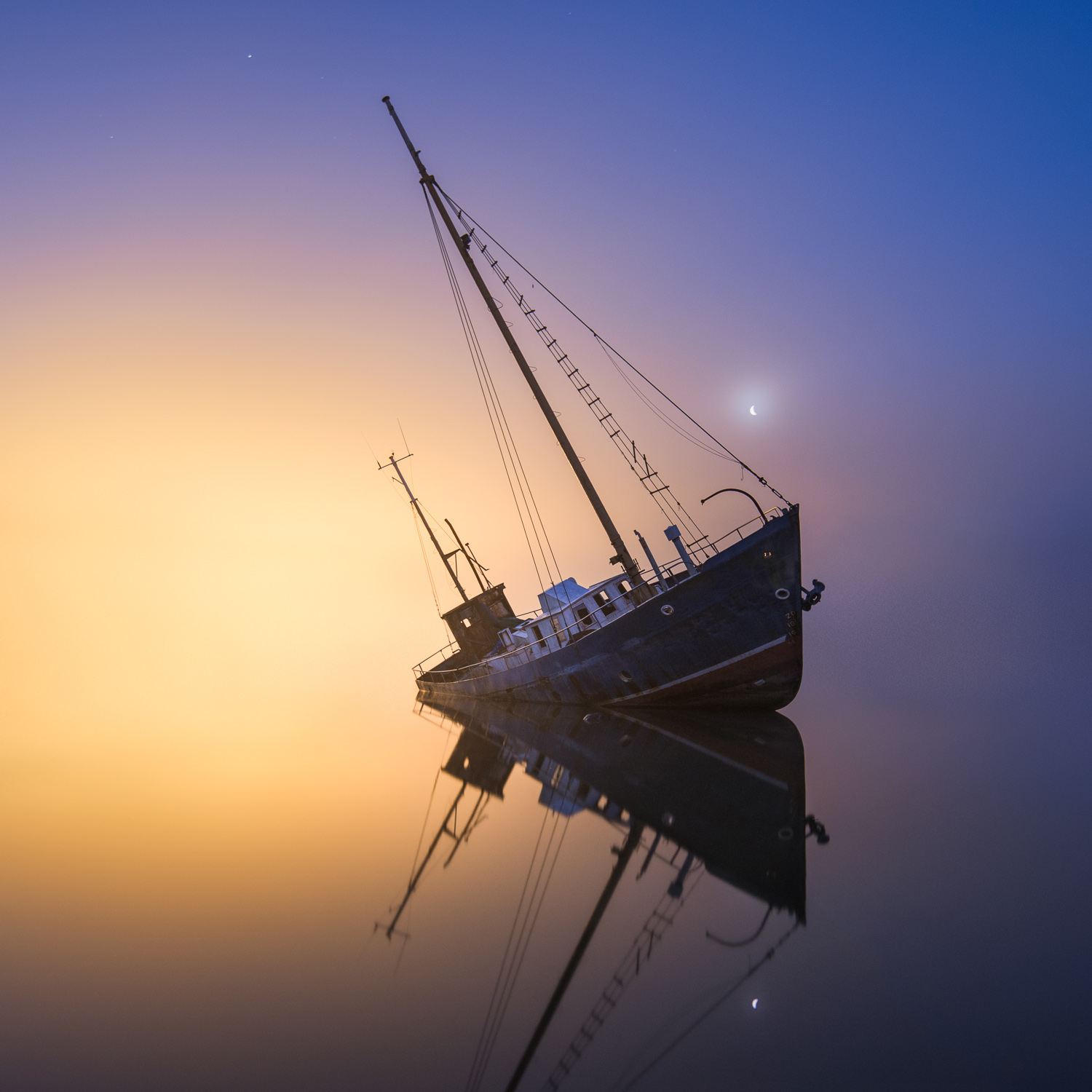 Invisible by Day - Lune, etoiles et voie lactée par Mikko Lagerstedt Invisible by Day Lune etoiles et voie lactee par Mikko Lagerstedt 6 1 Invisible-by-Day-Lune-etoiles-et-voie-lactee-par-Mikko-Lagerstedt-6