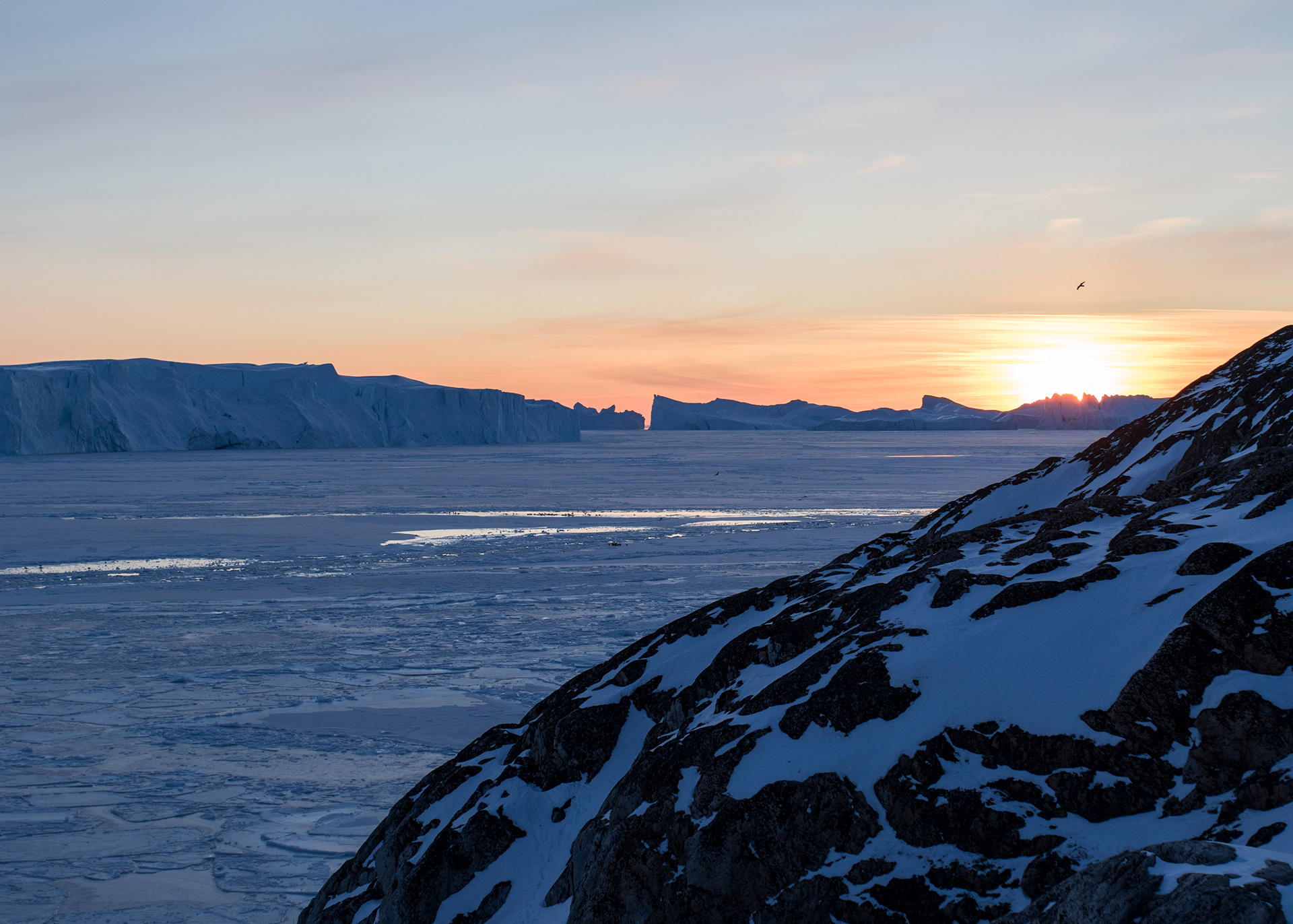Quelques images de Ilulissat à l'ouest du Groenland par Julien Ratel Quelques images de Ilulissat a l ouest du Groenland par Julien Ratel 10 Quelques-images-de-Ilulissat-a-l-ouest-du-Groenland-par-Julien-Ratel-10