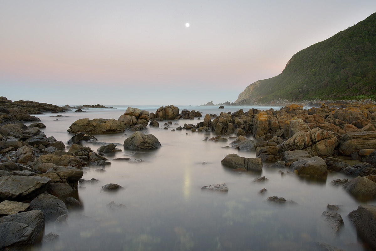 Time and Tide - le magnifique chemin du Otter Trail par Dillon Marsh Time and Tide le magnifique chemin du Otter Trail par Dillon Marsh 2 Time-and-Tide-le-magnifique-chemin-du-Otter-Trail-par-Dillon-Marsh-2