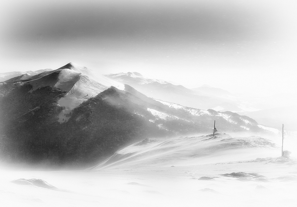 Coup de blizzard sur les Carpates polonaises par Przemyslaw Kruk coup de blizzard sur les Carpates polonaises par Przemyslaw Kruk 8 coup-de-blizzard-sur-les-Carpates-polonaises-par-Przemyslaw-Kruk-8