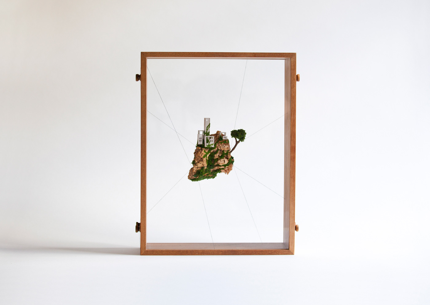 des iles miniatures sculptées sur des bouts de bois des iles miniatures sculptees sur des bouts de bois 16 des-iles-miniatures-sculptees-sur-des-bouts-de-bois-16