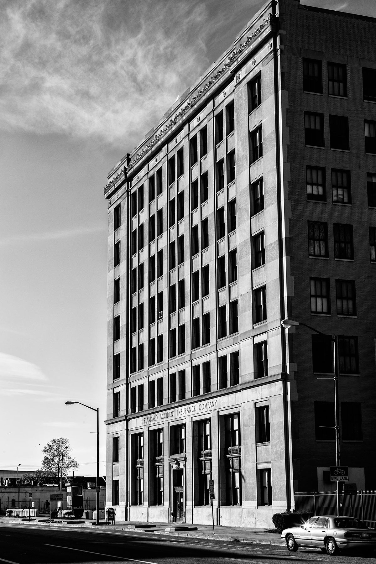 De vieux batiments de Detroit en noir et blanc par David Wile 23 vieux batiments de Detroit en noir et blanc par David Wile 5 23-vieux-batiments-de-Detroit-en-noir-et-blanc-par-David-Wile-5
