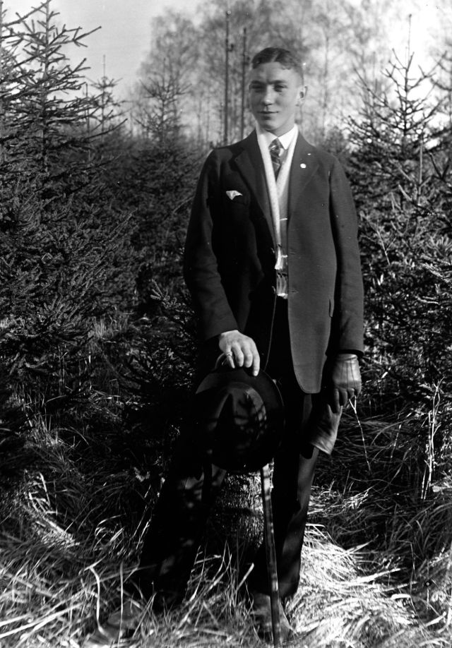 40 photos trouvées montrant la mode pour homme dans les années 1920 - 1930 40 photos trouvees montrant la mode pour homme dans les annees 1920 1930 4 40-photos-trouvees-montrant-la-mode-pour-homme-dans-les-annees-1920-1930-4