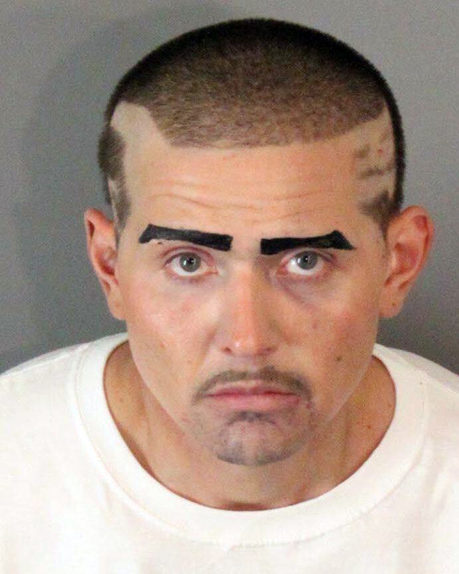 Ces sourcils bizarres que l'on peut trouver sur les mugshots Ces sourcils bizarres que l on peut trouver sur les mugshots 1 Ces-sourcils-bizarres-que-l-on-peut-trouver-sur-les-mugshots-1