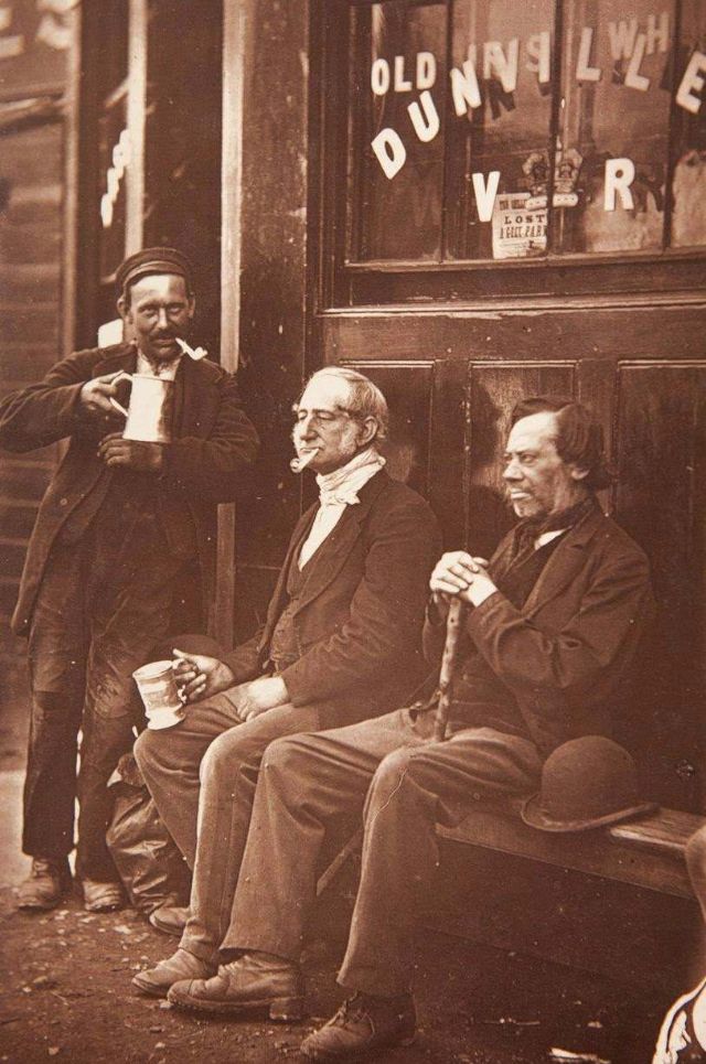 La vie des rues de Londres en 1877 La vie des rues de Londres en 1877 petits metiers boulots 18 La-vie-des-rues-de-Londres-en-1877-petits-metiers-boulots-18