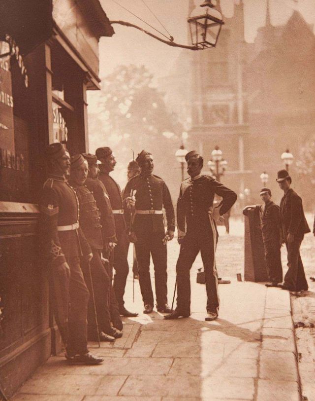 La vie des rues de Londres en 1877 La vie des rues de Londres en 1877 petits metiers boulots 29 La-vie-des-rues-de-Londres-en-1877-petits-metiers-boulots-29
