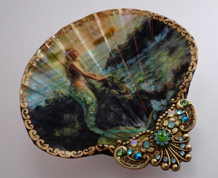 Les délicieuses décorations de coquillages de Mary Kenyon Les delicieuses decorations de coquillages de Mary Kenyon 13 Les-delicieuses-decorations-de-coquillages-de-Mary-Kenyon-13