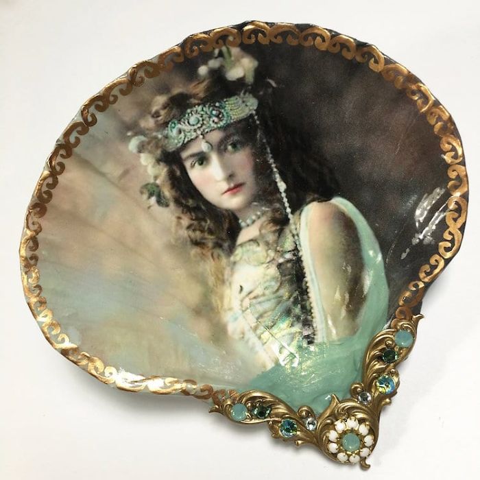 Les délicieuses décorations de coquillages de Mary Kenyon Les delicieuses decorations de coquillages de Mary Kenyon 15 Les-delicieuses-decorations-de-coquillages-de-Mary-Kenyon-15