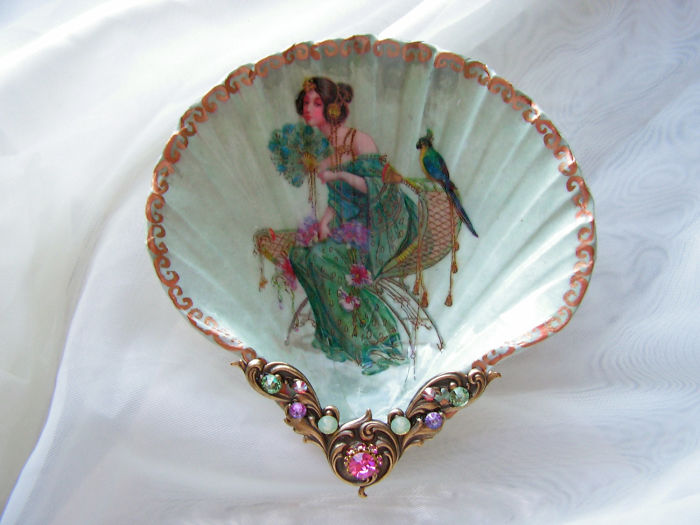 Les délicieuses décorations de coquillages de Mary Kenyon Les delicieuses decorations de coquillages de Mary Kenyon 20 Les-delicieuses-decorations-de-coquillages-de-Mary-Kenyon-20