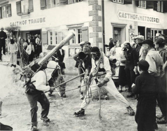 Les joies de la montagne et du ski dans les années 1920 - 1930 dans le sud Tyrol Les joies de la montagne et du ski dans les annees 1920 1930 dans le sud Tyrol 1 Les-joies-de-la-montagne-et-du-ski-dans-les-annees-1920-1930-dans-le-sud-Tyrol-1