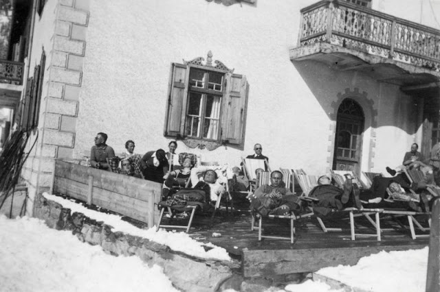 Les joies de la montagne et du ski dans les années 1920 - 1930 dans le sud Tyrol Les joies de la montagne et du ski dans les annees 1920 1930 dans le sud Tyrol 11 Les-joies-de-la-montagne-et-du-ski-dans-les-annees-1920-1930-dans-le-sud-Tyrol-11