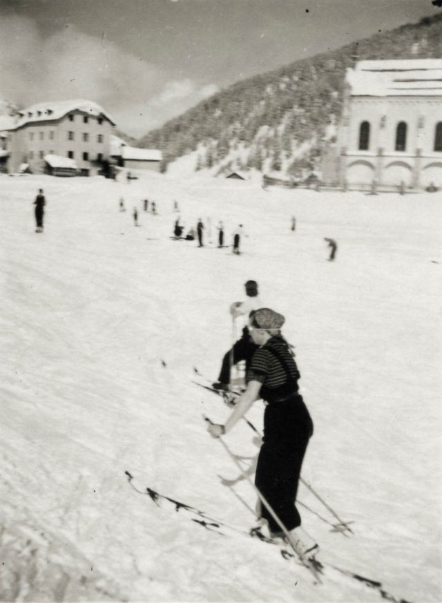 Les joies de la montagne et du ski dans les années 1920 - 1930 dans le sud Tyrol Les joies de la montagne et du ski dans les annees 1920 1930 dans le sud Tyrol 16 Les-joies-de-la-montagne-et-du-ski-dans-les-annees-1920-1930-dans-le-sud-Tyrol-16