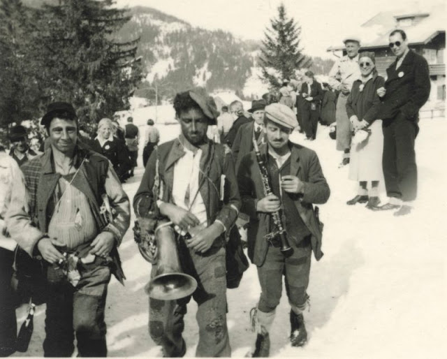 Les joies de la montagne et du ski dans les années 1920 - 1930 dans le sud Tyrol Les joies de la montagne et du ski dans les annees 1920 1930 dans le sud Tyrol 2 Les-joies-de-la-montagne-et-du-ski-dans-les-annees-1920-1930-dans-le-sud-Tyrol-2