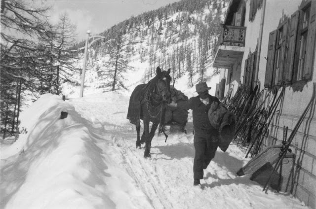 Les joies de la montagne et du ski dans les années 1920 - 1930 dans le sud Tyrol Les joies de la montagne et du ski dans les annees 1920 1930 dans le sud Tyrol 22 Les-joies-de-la-montagne-et-du-ski-dans-les-annees-1920-1930-dans-le-sud-Tyrol-22