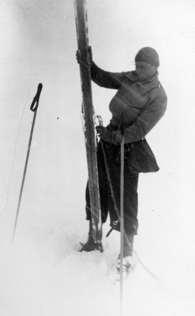 Les joies de la montagne et du ski dans les années 1920 - 1930 dans le sud Tyrol Les joies de la montagne et du ski dans les annees 1920 1930 dans le sud Tyrol 31 Les-joies-de-la-montagne-et-du-ski-dans-les-annees-1920-1930-dans-le-sud-Tyrol-31