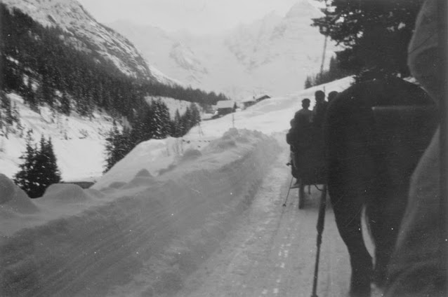 Les joies de la montagne et du ski dans les années 1920 - 1930 dans le sud Tyrol Les joies de la montagne et du ski dans les annees 1920 1930 dans le sud Tyrol 35 Les-joies-de-la-montagne-et-du-ski-dans-les-annees-1920-1930-dans-le-sud-Tyrol-35
