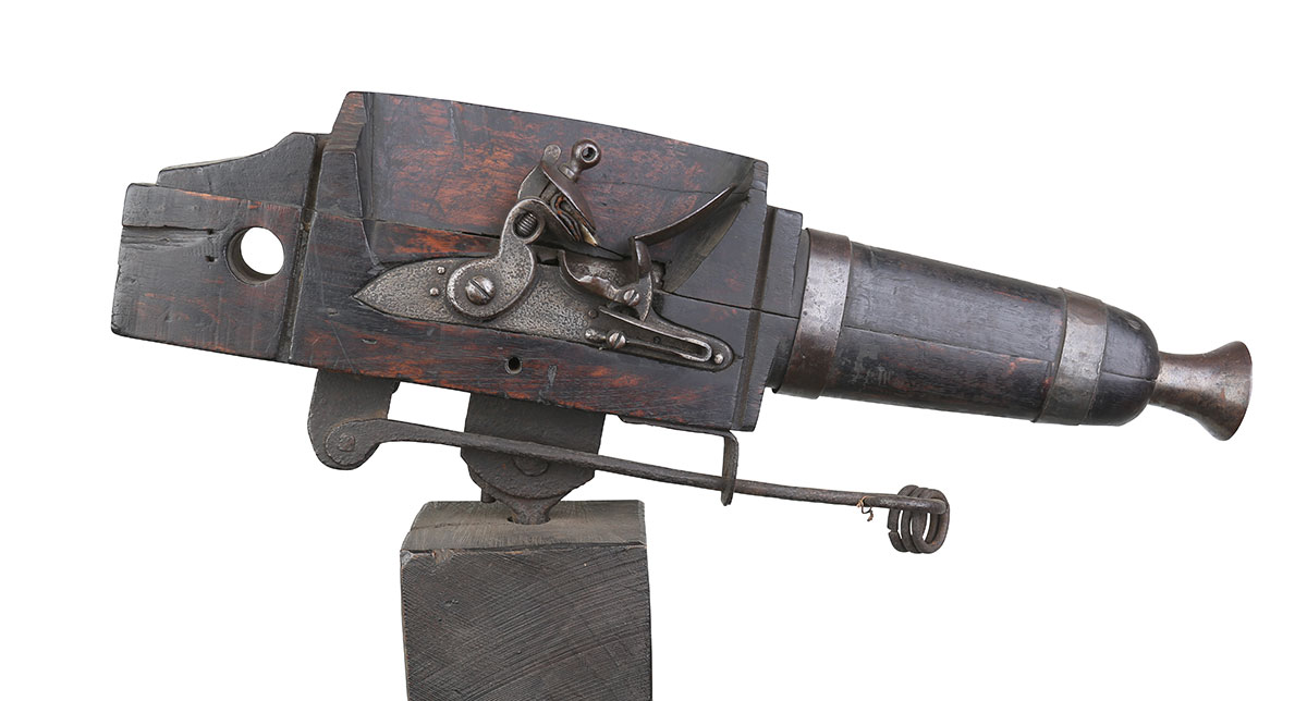 Les pistolets de cimetière pour protéger des pilleurs de tombes Les pistolets de cimetiere pour se defendre des pilleurs de tombes 2 Les-pistolets-de-cimetiere-pour-se-defendre-des-pilleurs-de-tombes-2