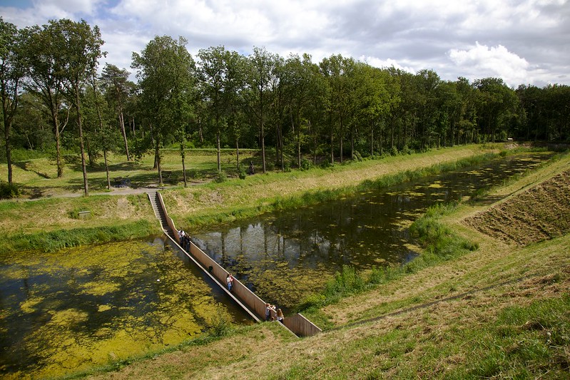 Mozesbrug - le pont de Moise du fort de Roovere aux Pays Bas Mozesbrug le pont de Moise du fort de Roovere aux Pays Bas 6 Mozesbrug-le-pont-de-Moise-du-fort-de-Roovere-aux-Pays-Bas-6