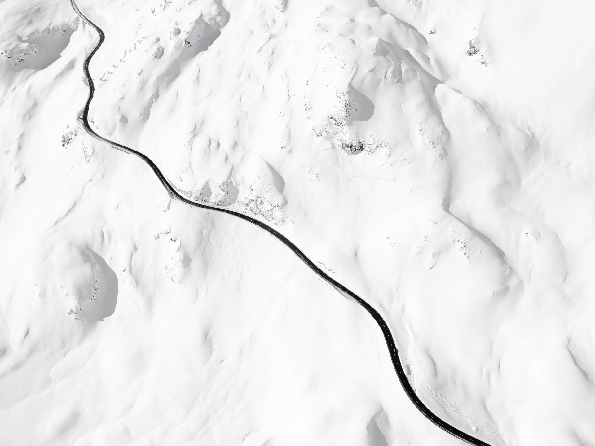 The Swiss Pass Series - les routes de cols de Suisse sous la neige The Swiss Pass Series les routes de cols de Suisse sous la neige 8 The-Swiss-Pass-Series-les-routes-de-cols-de-Suisse-sous-la-neige-8