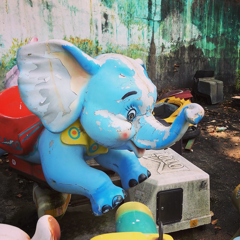 Urbex: Yongma Land, parc d'attraction abandonné de Corée Urbex Yongma Land parc d attraction abandonne de Coree 11 Urbex-Yongma-Land-parc-d-attraction-abandonne-de-Coree-11