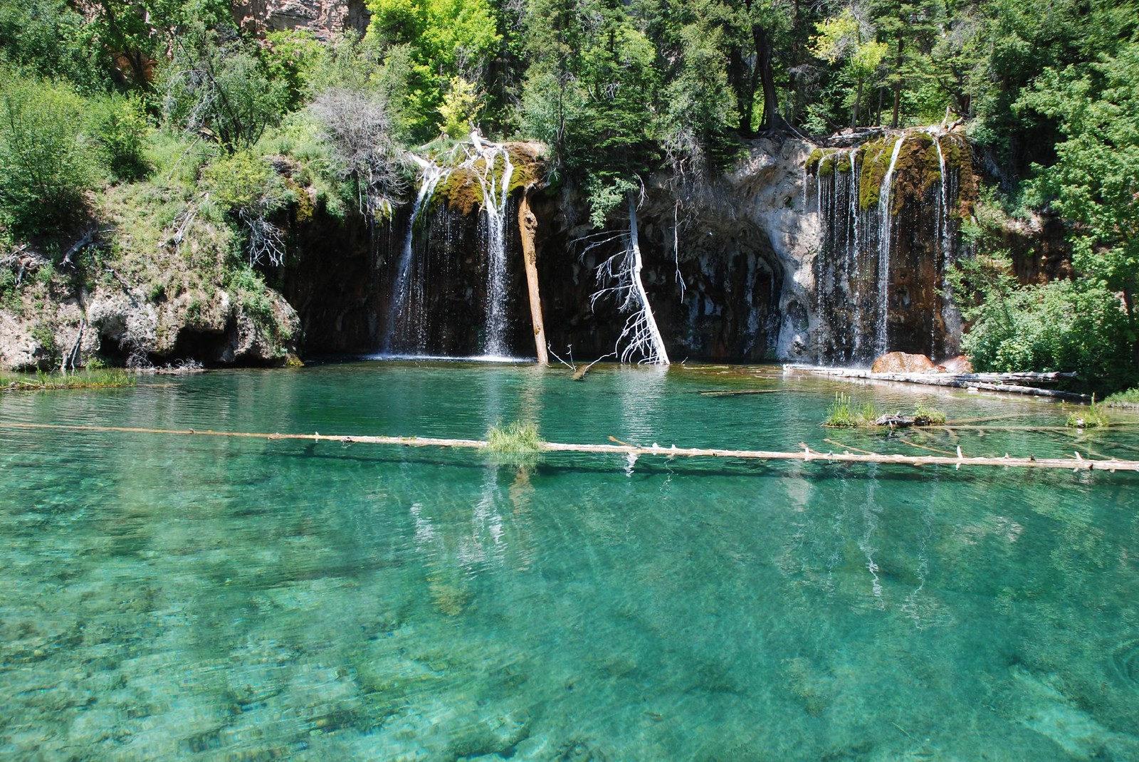 hanging lake lac eau turquoise cascades hanging lake lac eau turquoise cascades