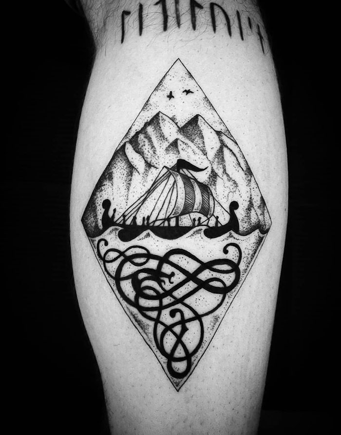 40 tatouages vikings pour s'insuffler un peu d'énergie nordique 30 tatouages vikings pour s insuffler un peu d energie nordique 31 30-tatouages-vikings-pour-s-insuffler-un-peu-d-energie-nordique-31