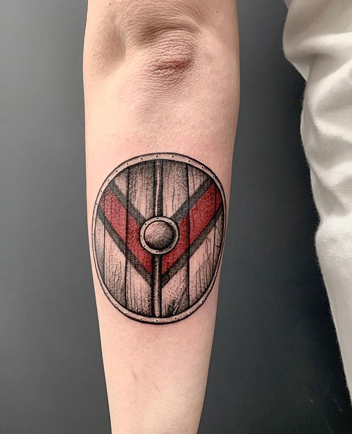 40 tatouages vikings pour s'insuffler un peu d'énergie nordique 30 tatouages vikings pour s insuffler un peu d energie nordique 32 30-tatouages-vikings-pour-s-insuffler-un-peu-d-energie-nordique-32