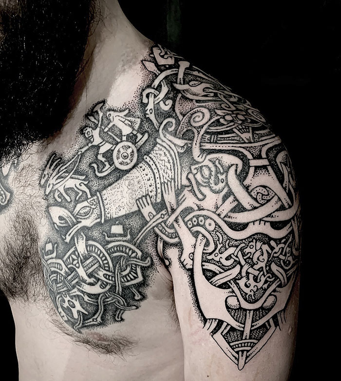40 tatouages vikings pour s'insuffler un peu d'énergie nordique 30 tatouages vikings pour s insuffler un peu d energie nordique 39 30-tatouages-vikings-pour-s-insuffler-un-peu-d-energie-nordique-39