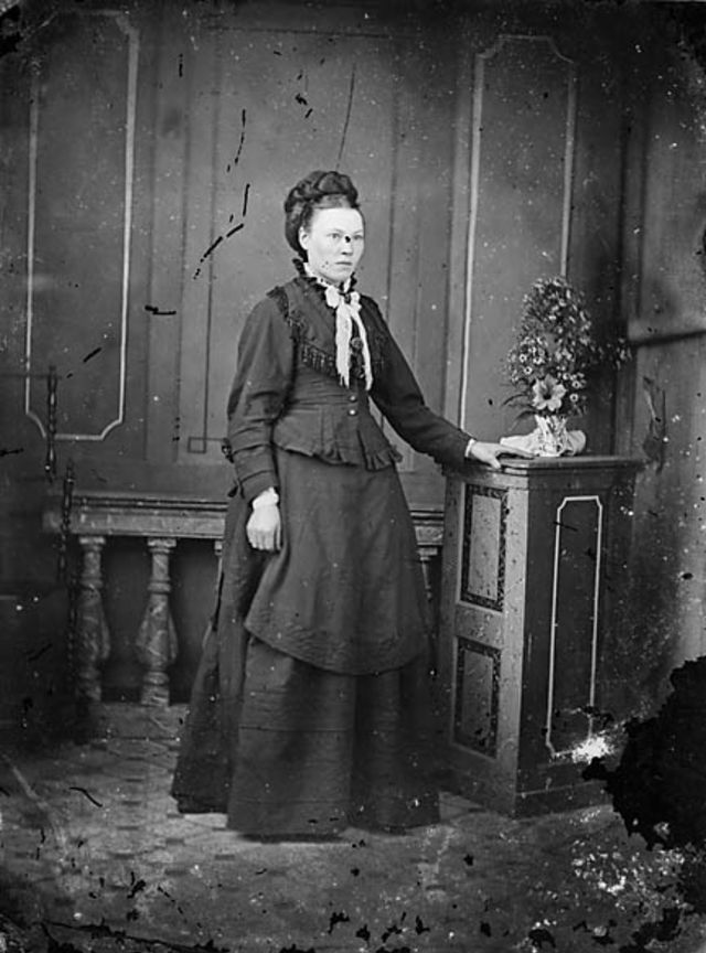 40 portraits de femmes galloises dans les années 1870 40 portraits de femmes galloises dans les annees 1870 38 40-portraits-de-femmes-galloises-dans-les-annees-1870-38