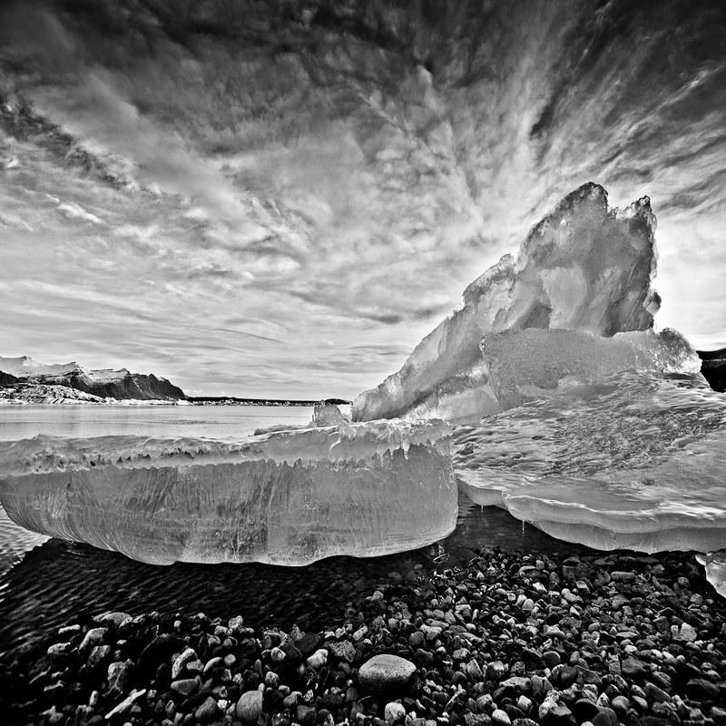 Breiðamerkursandur - diamond beach - la plage de diamants du lac Jökulsárlón Breidamerkursandur diamond beach la plage de diamants du lac Jokulsarlon 10 Breidamerkursandur-diamond-beach-la-plage-de-diamants-du-lac-Jokulsarlon-10