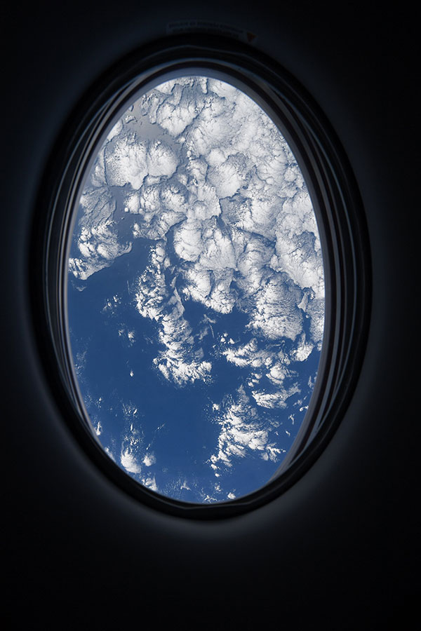 L'astronaute Mike Hopkins partage la vue de son hublot de Resilience L astronaute Mike Hopkins partage la vue de son hublot de Resilience crew dragon spacex 2 L-astronaute-Mike-Hopkins-partage-la-vue-de-son-hublot-de-Resilience-crew-dragon-spacex-2