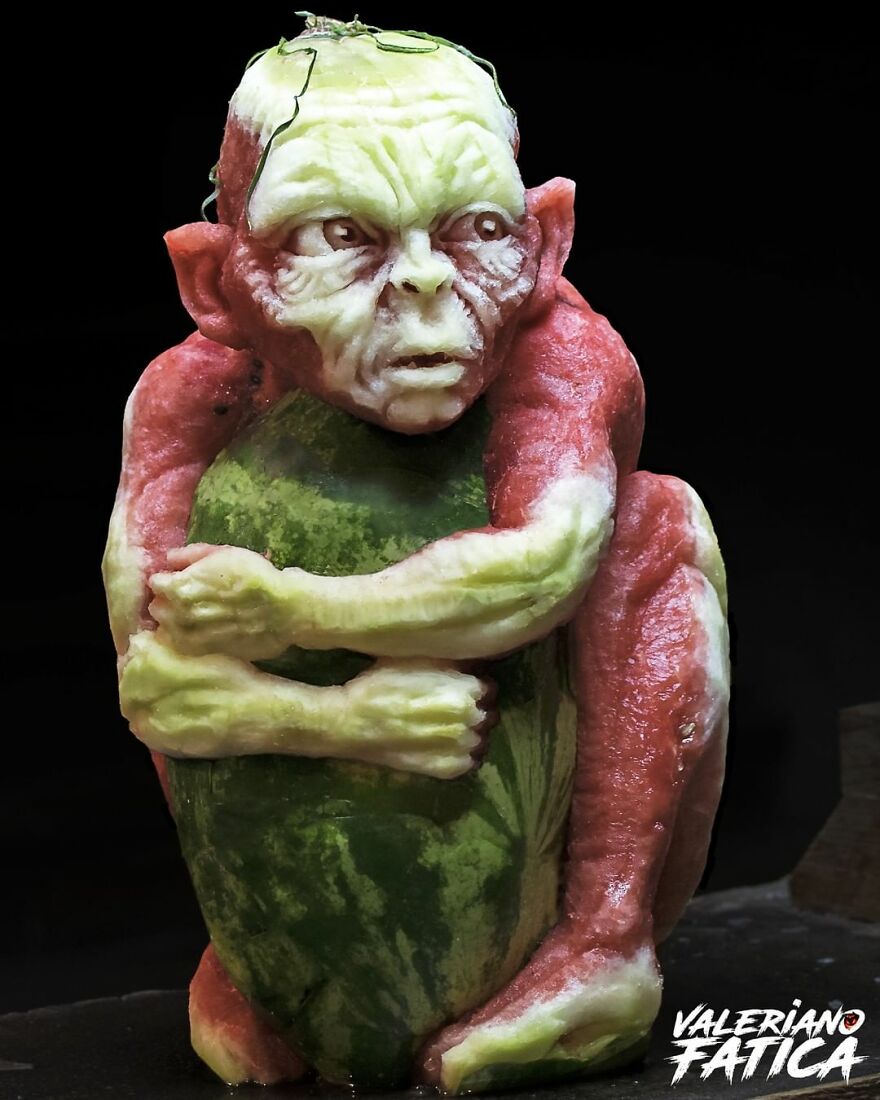 Les incroyables sculptures d'aliments de Valeriano Fatica Les incroyables sculptures d aliments de Valeriano Fatica 4 gollum pasteque Les-incroyables-sculptures-d-aliments-de-Valeriano-Fatica-4-gollum-pasteque
