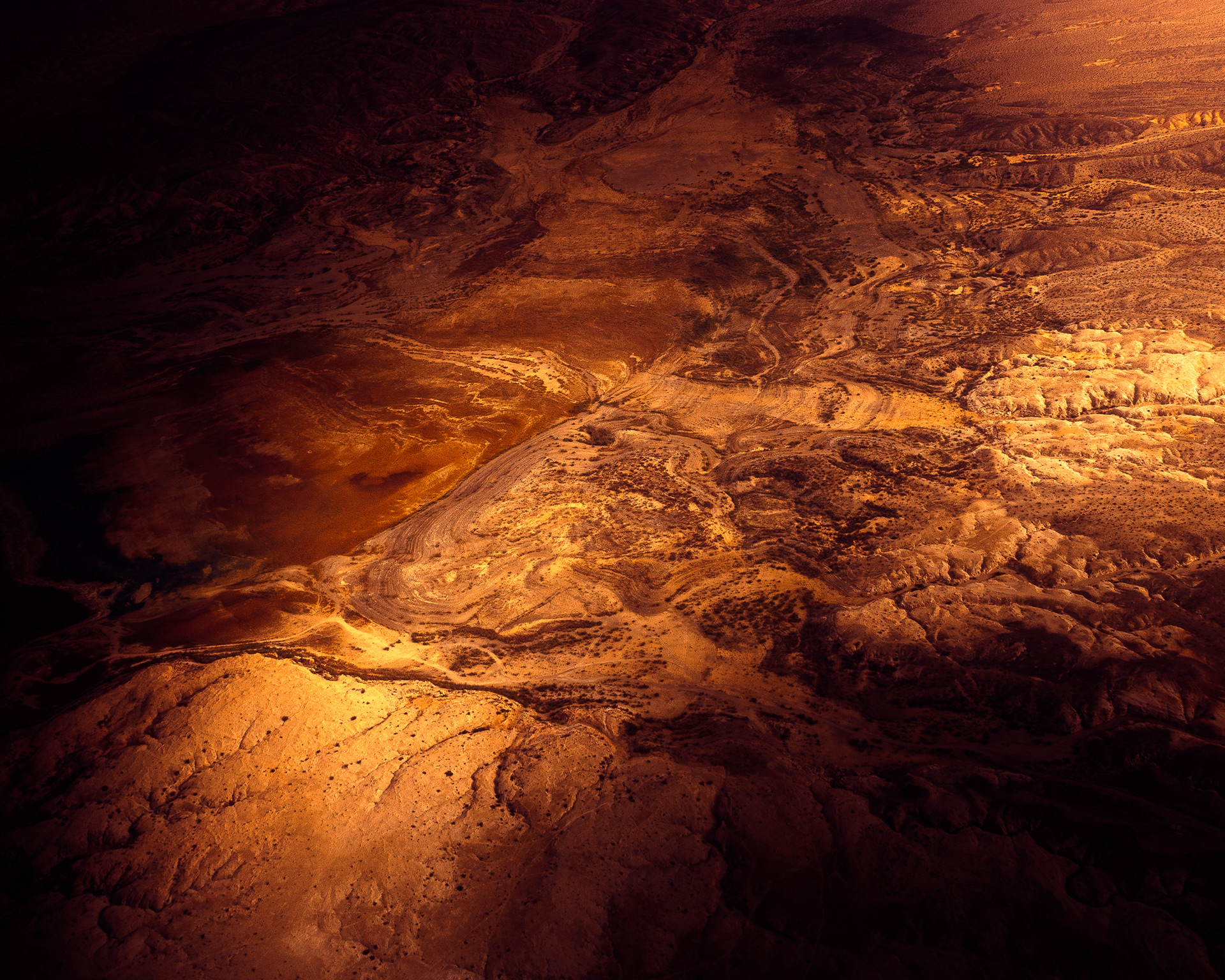 Les paysages extra-terrestres du Nevada vus du ciel par Tom Leighton Les paysages extra terrestres du Nevada vus du ciel par Tom Leighton 5 Les-paysages-extra-terrestres-du-Nevada-vus-du-ciel-par-Tom-Leighton-5