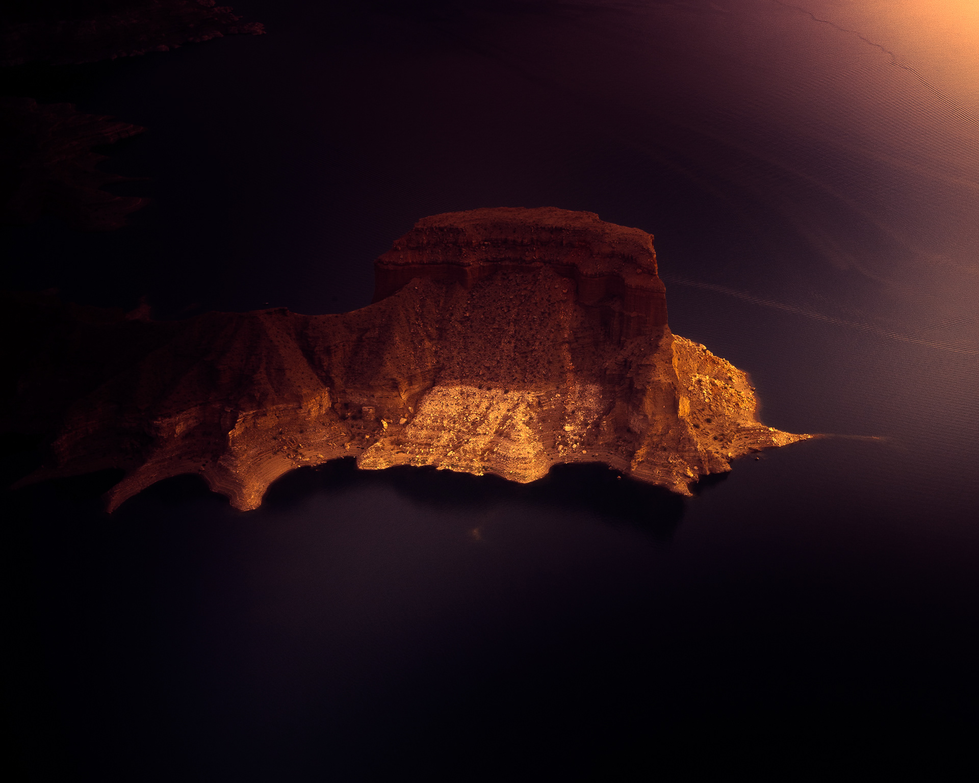 Les paysages extra-terrestres du Nevada vus du ciel par Tom Leighton Les paysages extra terrestres du Nevada vus du ciel par Tom Leighton 8 Les-paysages-extra-terrestres-du-Nevada-vus-du-ciel-par-Tom-Leighton-8