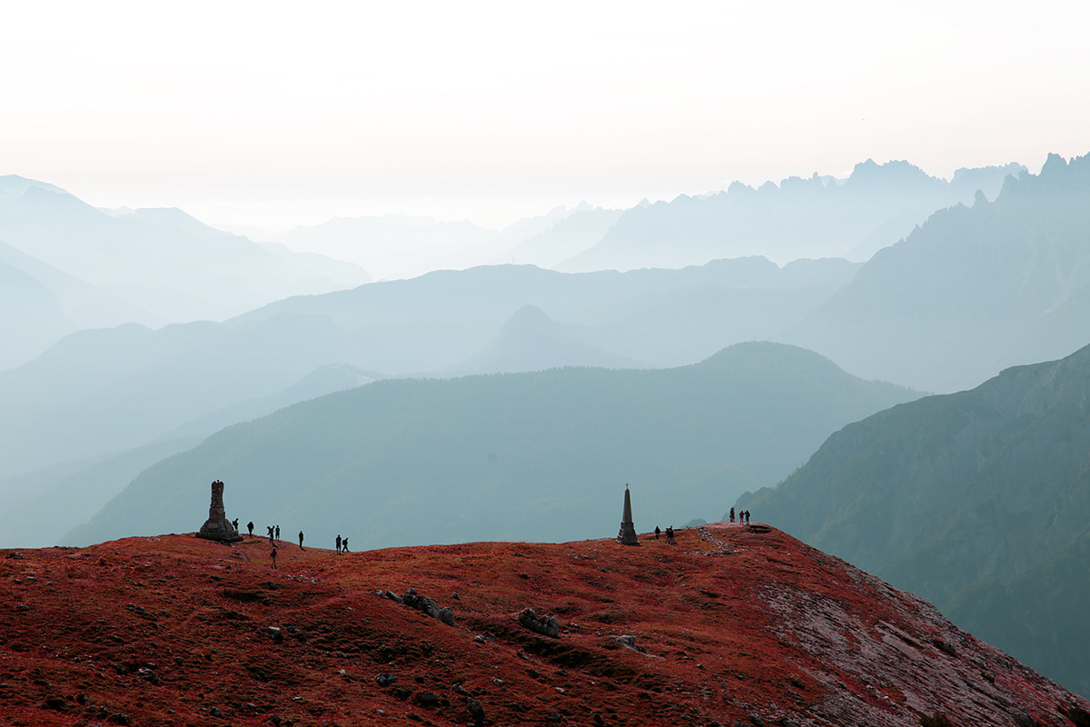Rubylicious - les Dolomites avec une touche surréaliste par Birgit Schlosser Rubylicious les Dolomites avec une touche surrealiste par Birgit Schlosser 2 Rubylicious-les-Dolomites-avec-une-touche-surrealiste-par-Birgit-Schlosser-2