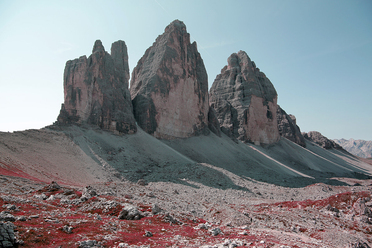 Rubylicious - les Dolomites avec une touche surréaliste par Birgit Schlosser Rubylicious les Dolomites avec une touche surrealiste par Birgit Schlosser 5 Rubylicious-les-Dolomites-avec-une-touche-surrealiste-par-Birgit-Schlosser-5