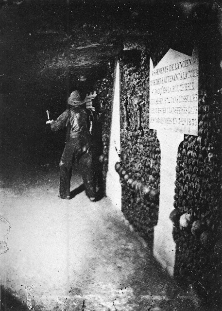une exploration des catacombes de Paris au 19eme siècle par Nadar une exploration des catacombes de Paris au 19eme siecle par Nadar 4 une-exploration-des-catacombes-de-Paris-au-19eme-siecle-par-Nadar-4