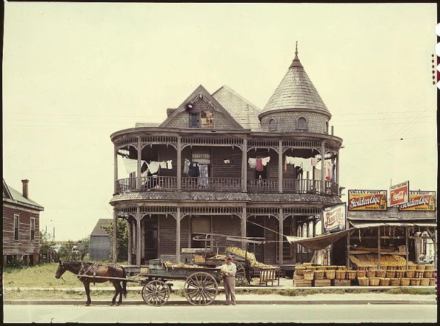 20 photos couleurs des magasins US dans les années 1940 20 photos couleurs des magasins US dans les annees 1940 17 20-photos-couleurs-des-magasins-US-dans-les-annees-1940-17