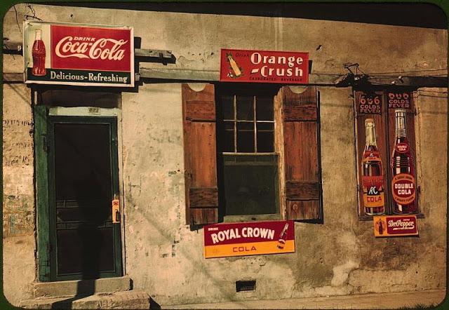 20 photos couleurs des magasins US dans les années 1940 20 photos couleurs des magasins US dans les annees 1940 7 20-photos-couleurs-des-magasins-US-dans-les-annees-1940-7