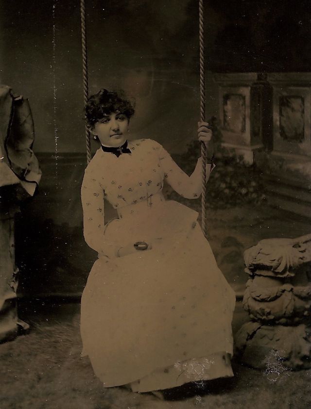 30 portraits avec une balançoire en studio au 19eme siecle 30 portraits avec une balancoire en studio au 19eme siecle 3 30-portraits-avec-une-balancoire-en-studio-au-19eme-siecle-3