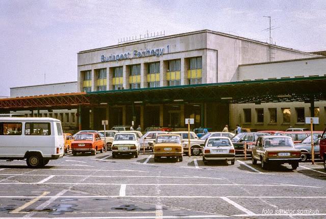 34 photos vintages de Budapest dans les années 80 34 photos vintages de Budapest dans les annees 80 20 34-photos-vintages-de-Budapest-dans-les-annees-80-20