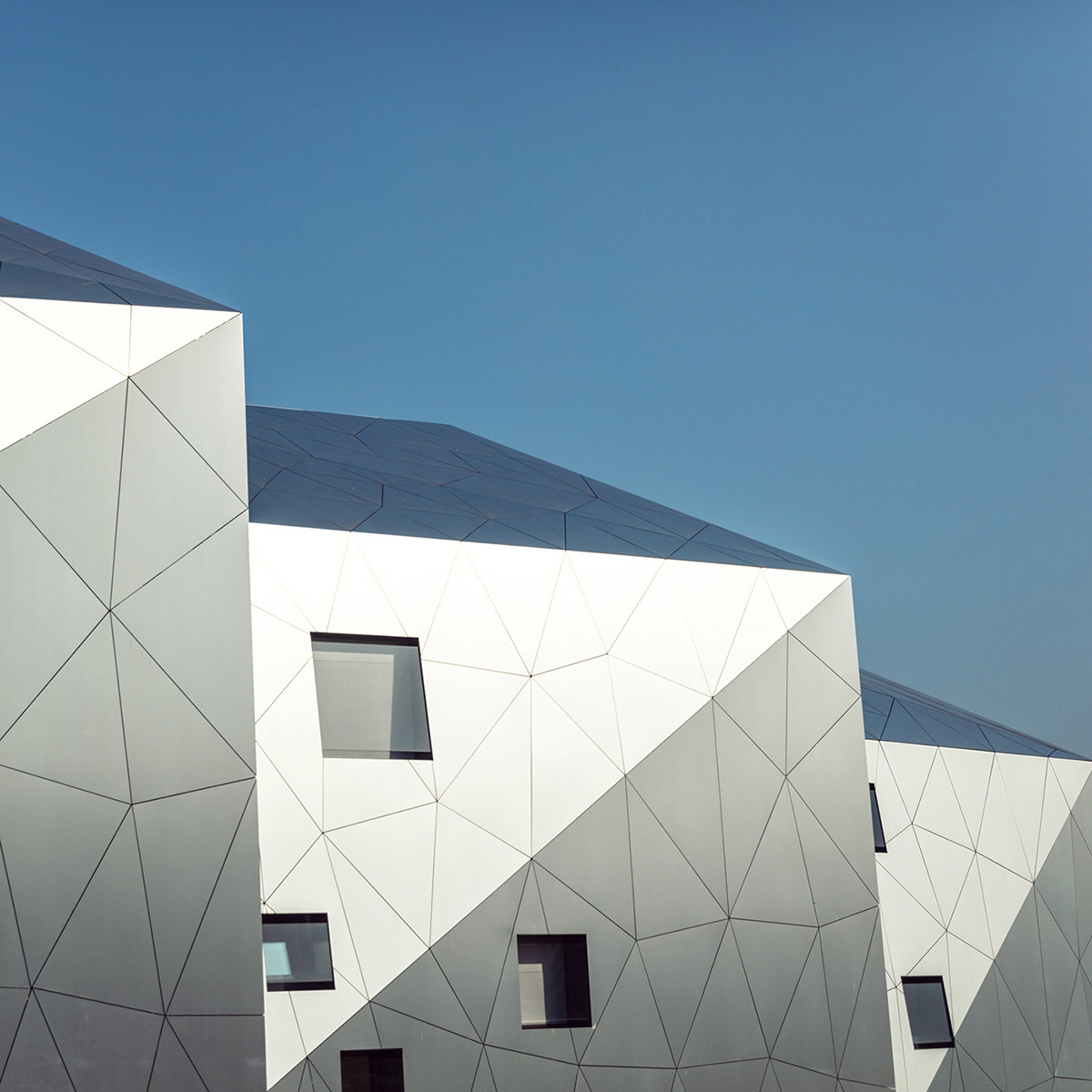 From the middle - de nouvelles images de l'architecture du Luxembourg par Sebastian Weiss From the middle de nouvelles images de l architecture du Luxembourg par Sebastian Weiss 3 From-the-middle-de-nouvelles-images-de-l-architecture-du-Luxembourg-par-Sebastian-Weiss-3